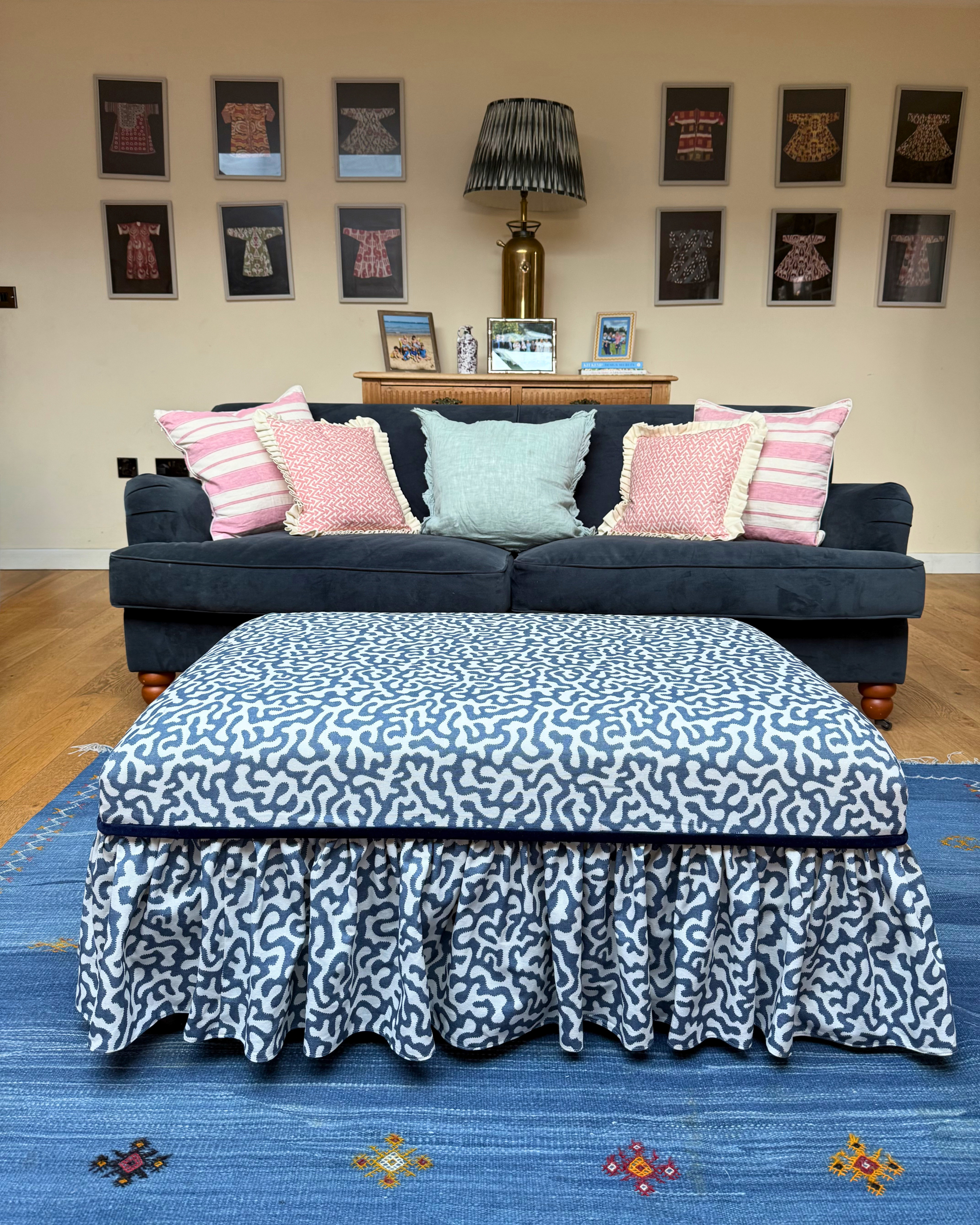 Small Frilly Ottoman - Pakko in Indigo